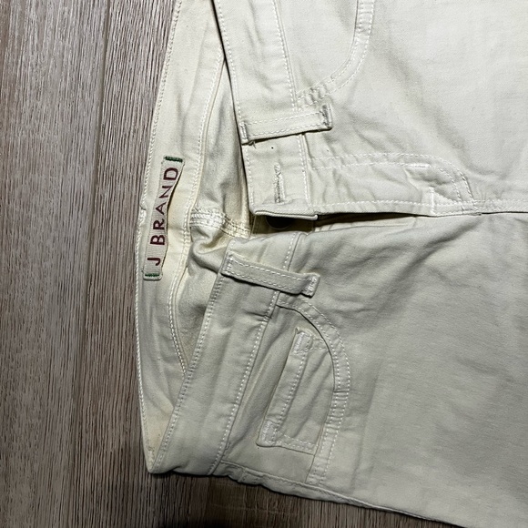 COPY - J Brand Cream Skinny Jean 24 - Picture 3 of 3
